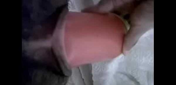  Colombiana Margaret se penetra con un vaso
